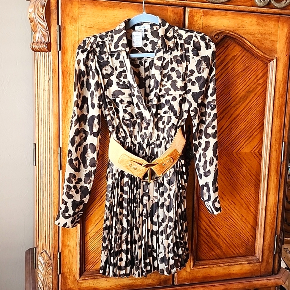 NWT Xtaren Animal Print Dress M (See measurements)